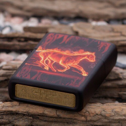 Зажигалка 218 Zippo Flaming Horse 28304